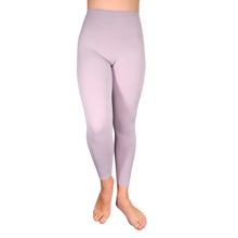 Load image into Gallery viewer, Master Athletics Women&#39;s High Rise 7/8 Performance Legging